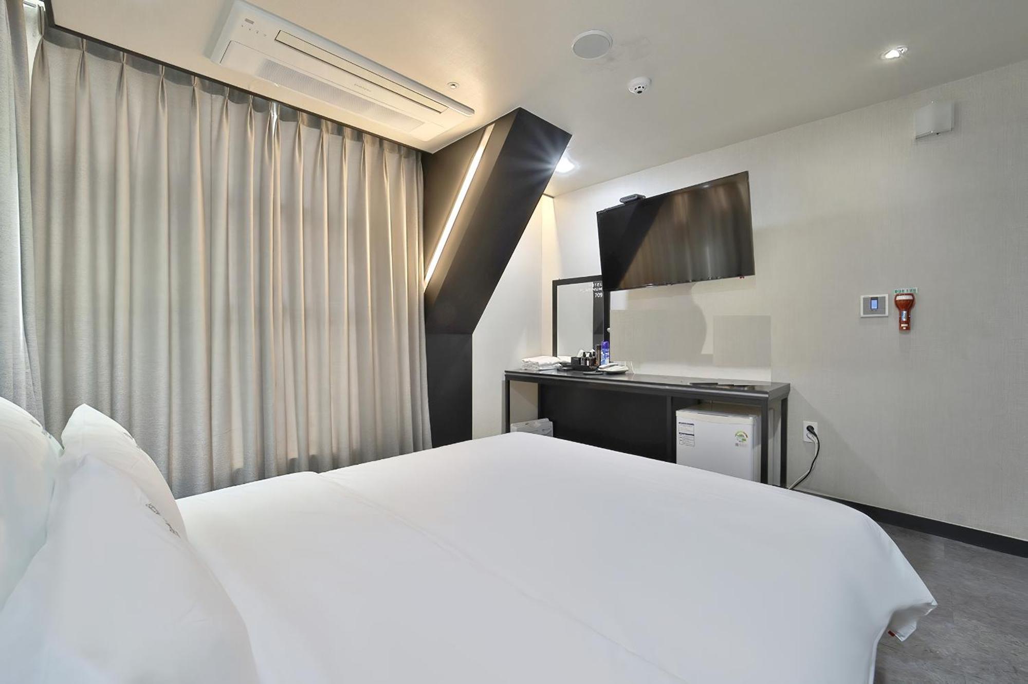 Busan Platinum Hotel Nampo Buitenkant foto