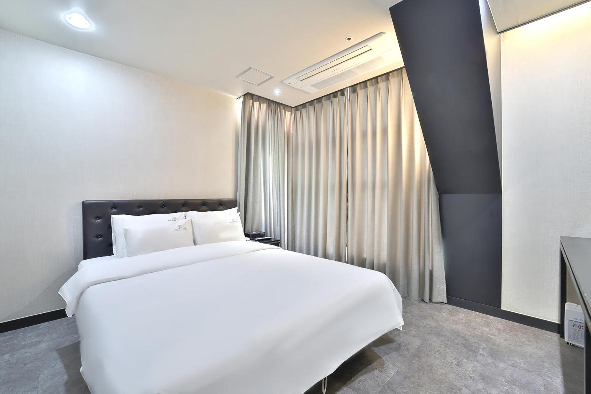 Busan Platinum Hotel Nampo Buitenkant foto