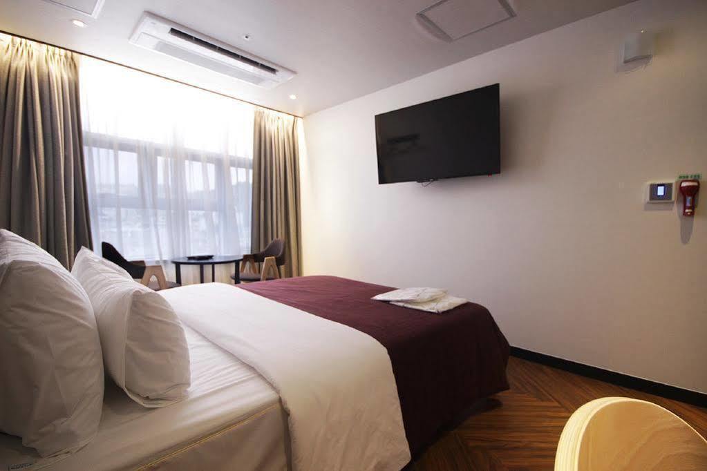 Busan Platinum Hotel Nampo Buitenkant foto